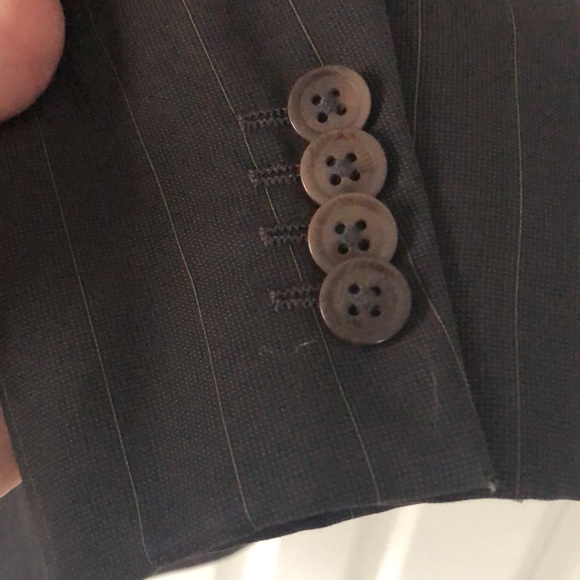 Armani suit jacket - Picture 4 of 10